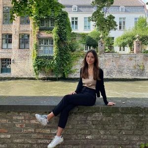 Meet your Posher, Jacqueline